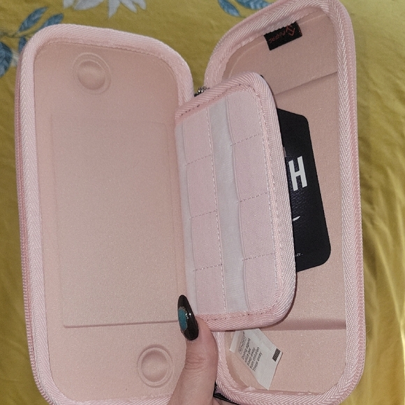 Pink Hard Shell Case - Picture 4 of 4